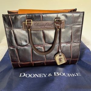 Dooney & Bourke Luxury  Leather Janine Satchel handbag Croco Embossed